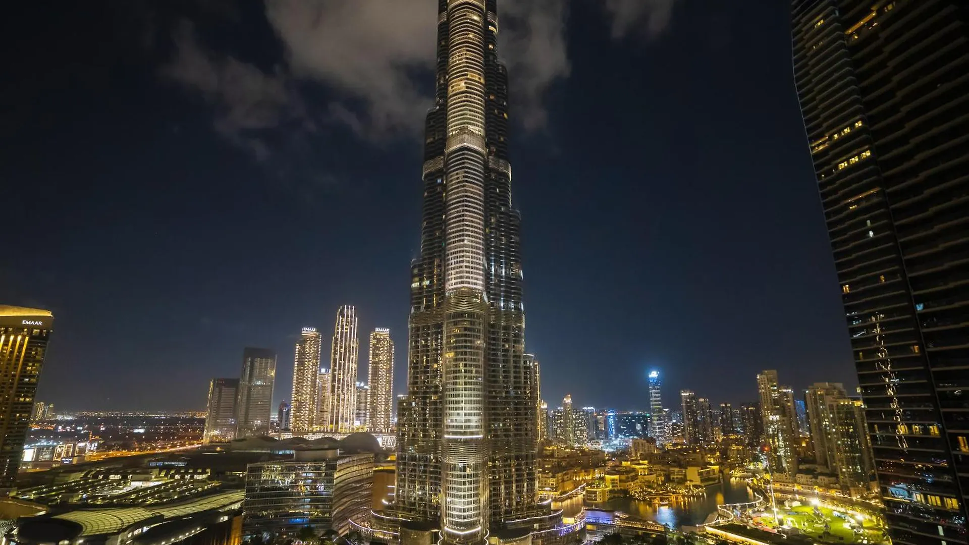 Vacay Lettings - Stunning Burj Khalifa Fountain View Near Dubai Mall Lägenhet