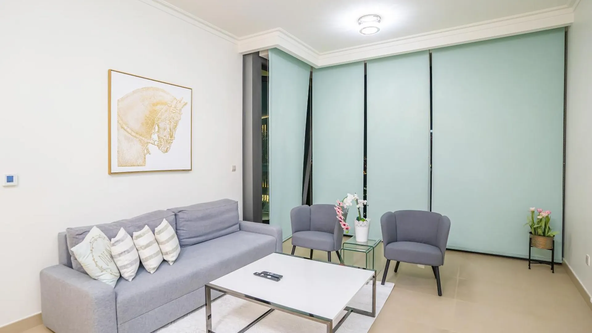 Vacay Lettings - Stunning Burj Khalifa Fountain View Near Dubai Mall Apartment