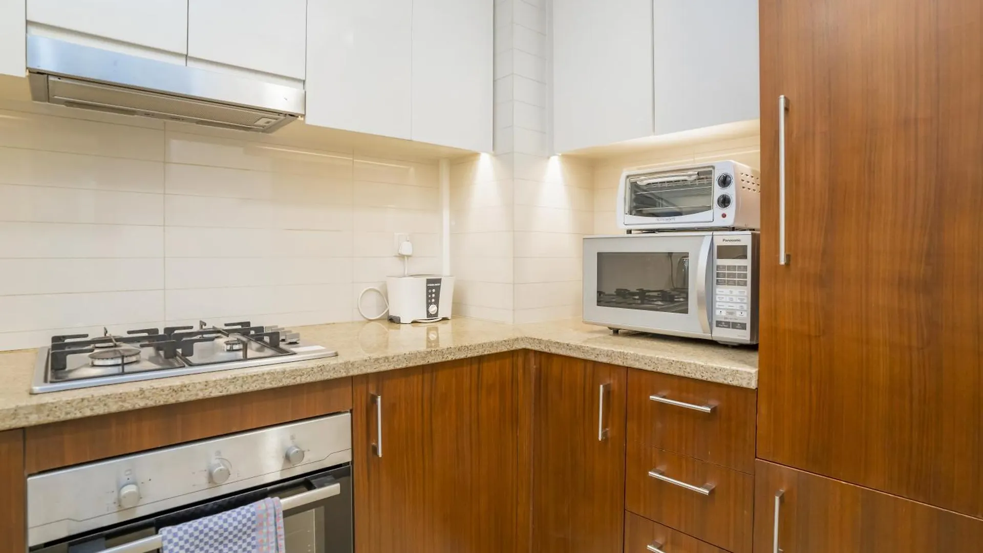 Vacay Lettings - Stunning Burj Khalifa Fountain View Near Dubai Mall Apartment